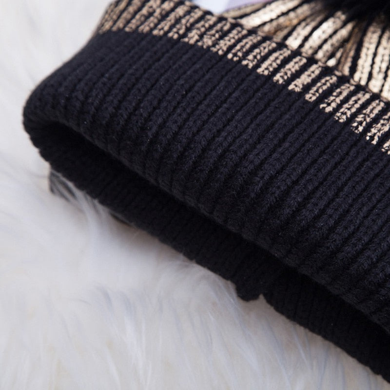 Women Warm Winter Knit Beanies Caps Casual Fur Pom Hats