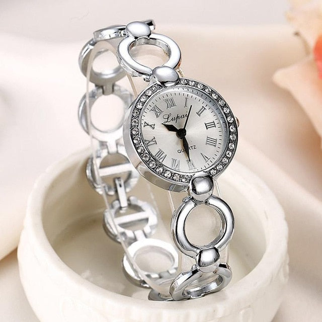 Bracelet Women Watches Ladies Top Brand Diamond Roman Numerals